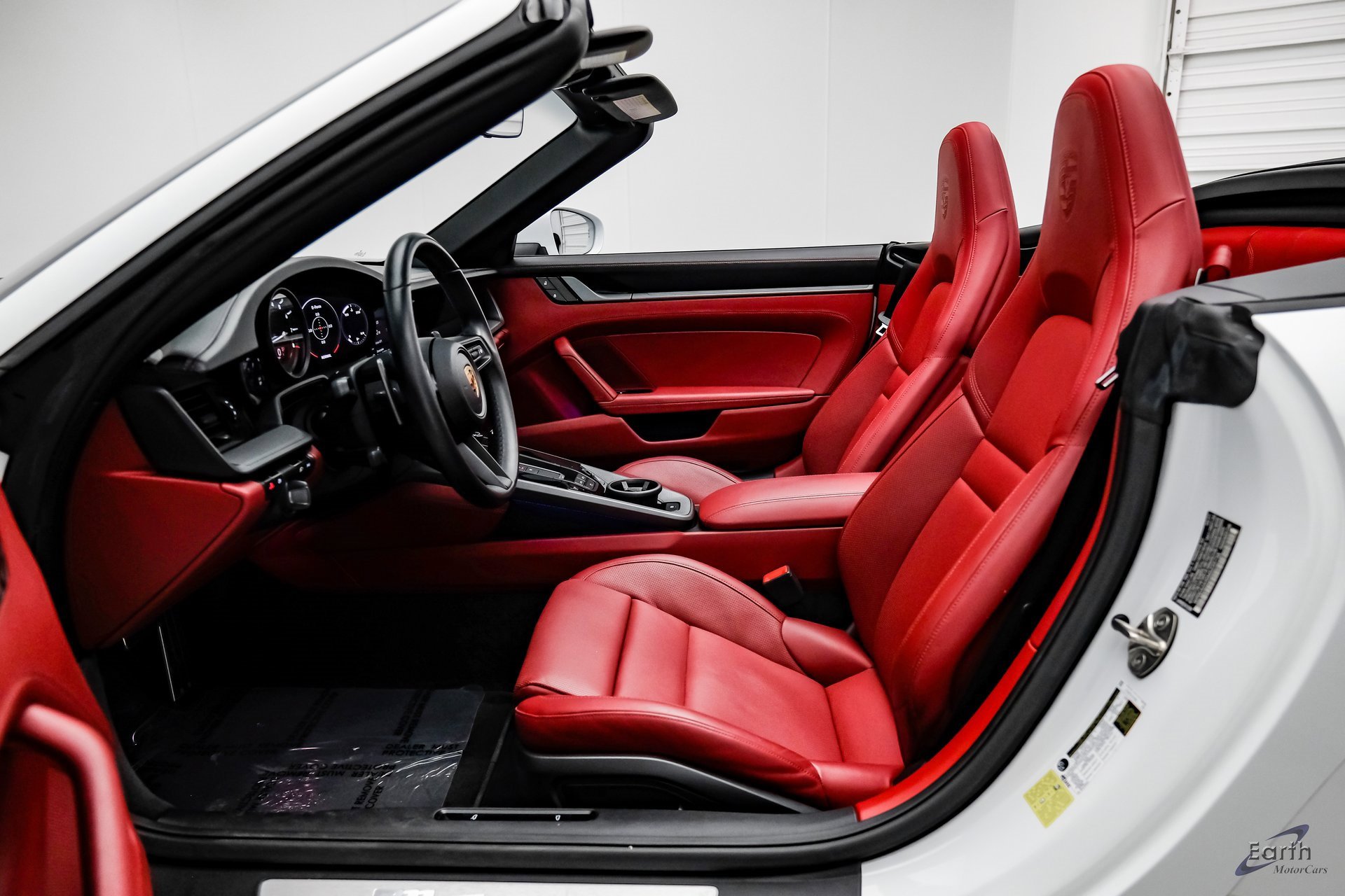 Used 2021 Porsche 911 Carrera 4 image 38