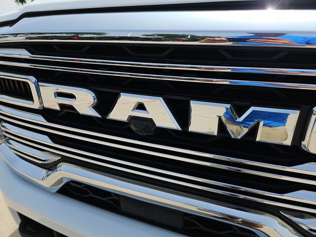 Used 2025 RAM 2500 Laramie AWD/4WD image 29