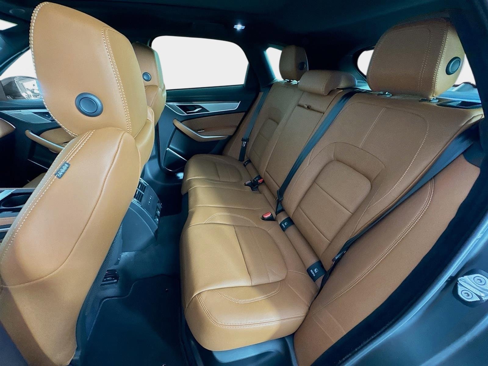 New 2026 Jaguar F-PACE R-Dynamic S AWD/4WD image 24