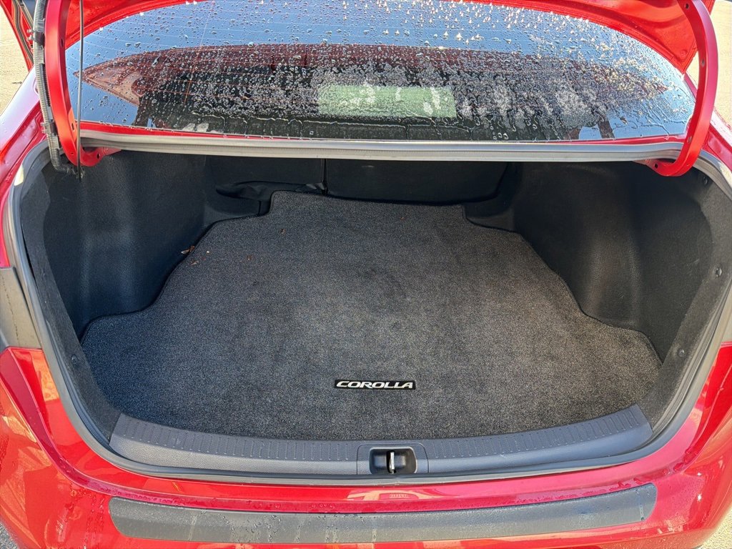 Used 2021 Toyota Corolla LE w/ Body Protection Package (TMS) image 29