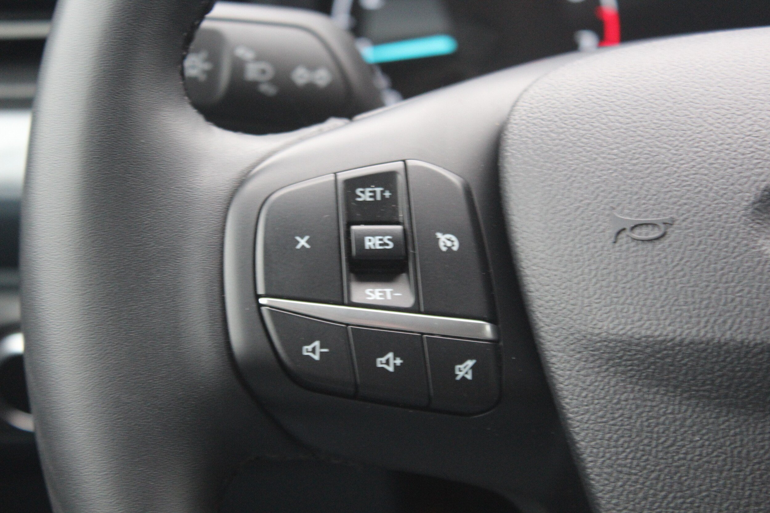 Used 2024 Ford Maverick XLT w/ XLT Luxury Package AWD/4WD image 9