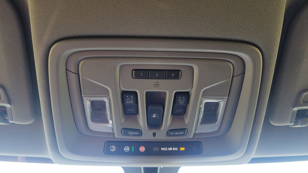 Used 2022 Chevrolet Silverado 2500 LTZ image 26