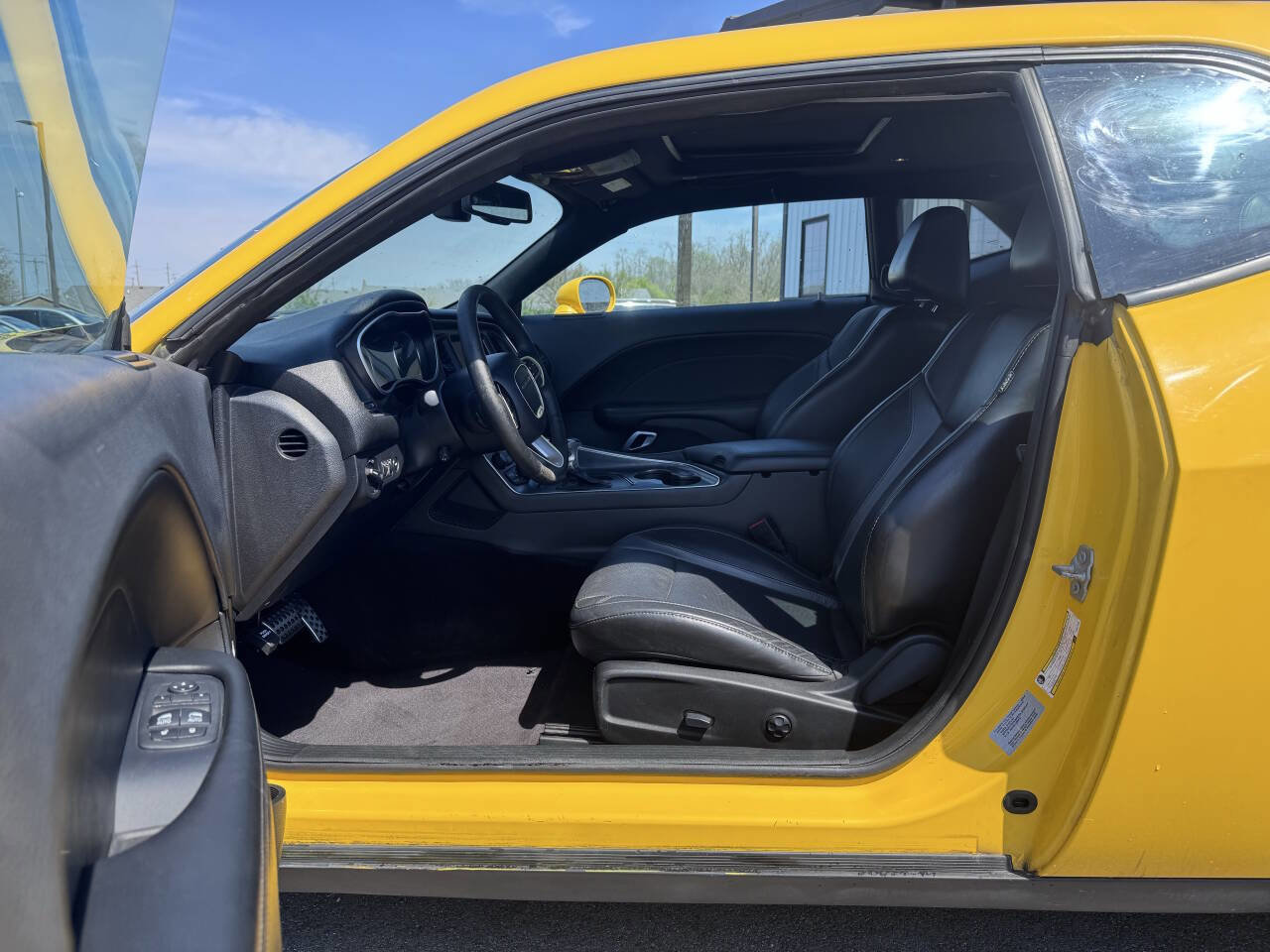 Used 2017 Dodge Challenger SXT Plus image 13