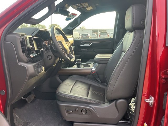 Used 2025 Chevrolet Silverado 1500 High Country image 19