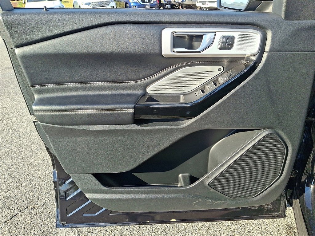 Used 2022 Ford Explorer ST w/ Equipment Group 401A image 14