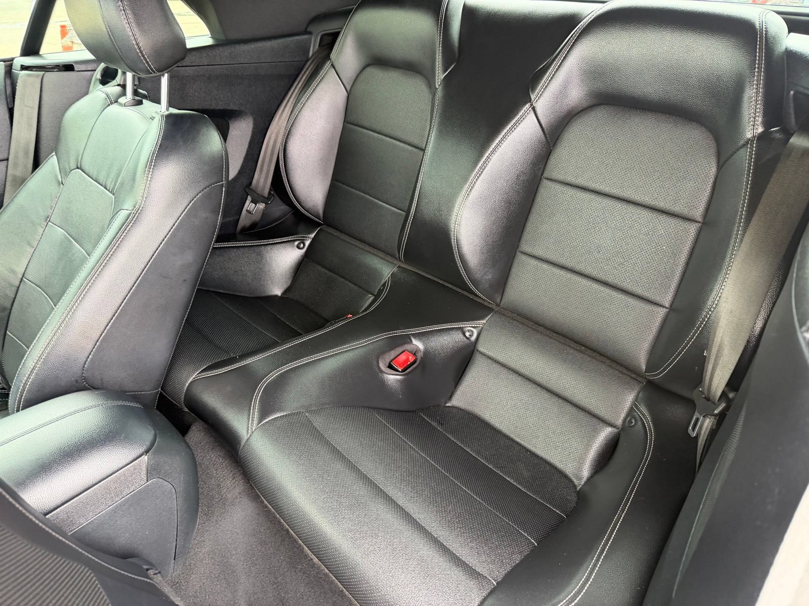 Used 2020 Ford Mustang GT Premium RWD image 22