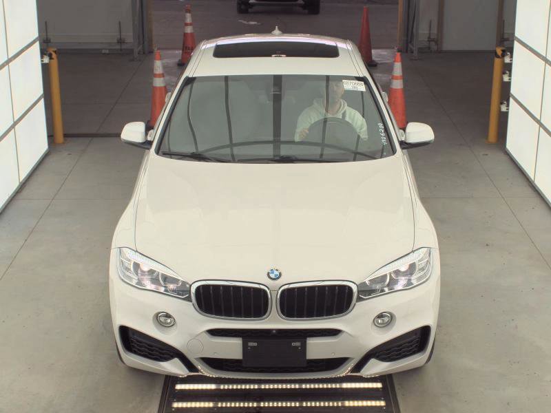 Used 2019 BMW X6 xDrive35i w/ M Sport Package AWD/4WD image 2