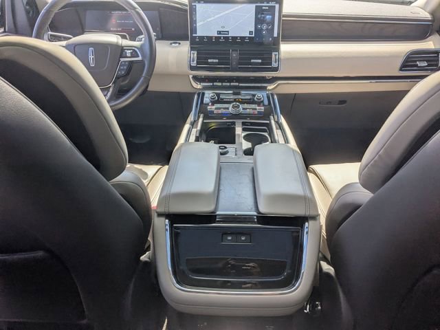 Used 2022 Lincoln Navigator Reserve image 23