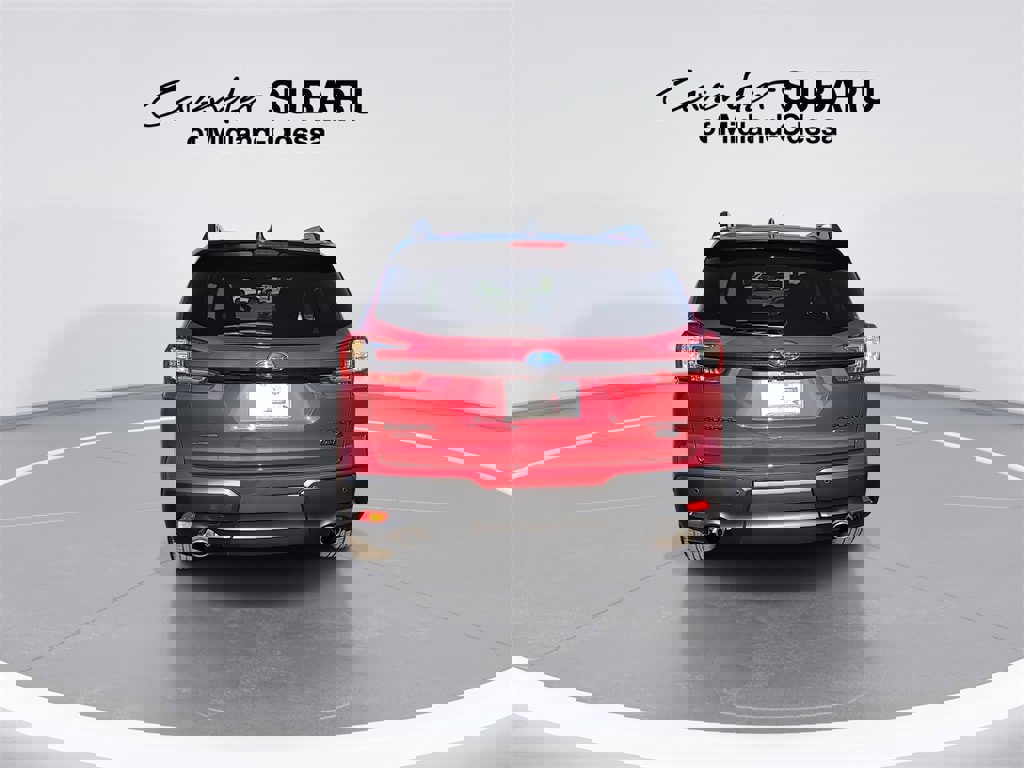 Used 2025 Subaru Ascent Bronze Edition image 7