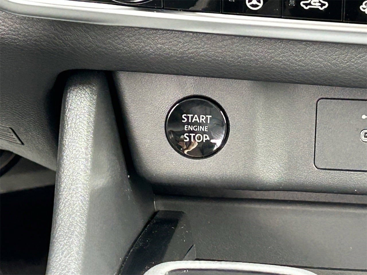 New 2026 Nissan Rogue Dark Armor FWD image 24
