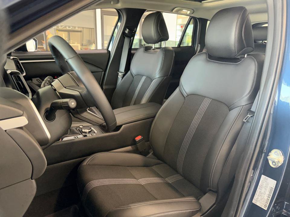 Certified 2025 MAZDA CX-50 AWD 2.5 S w/ Weather Package image 30