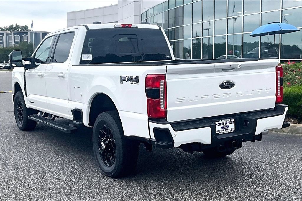New 2026 Ford F250 Lariat w/ Black Appearance Package AWD/4WD image 3