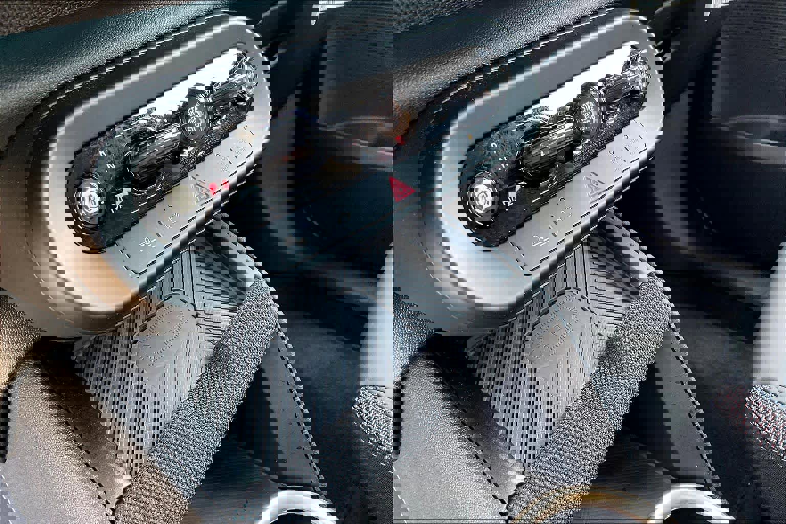 Certified 2025 MINI Cooper Countryman S w/ Comfort Package Max image 16