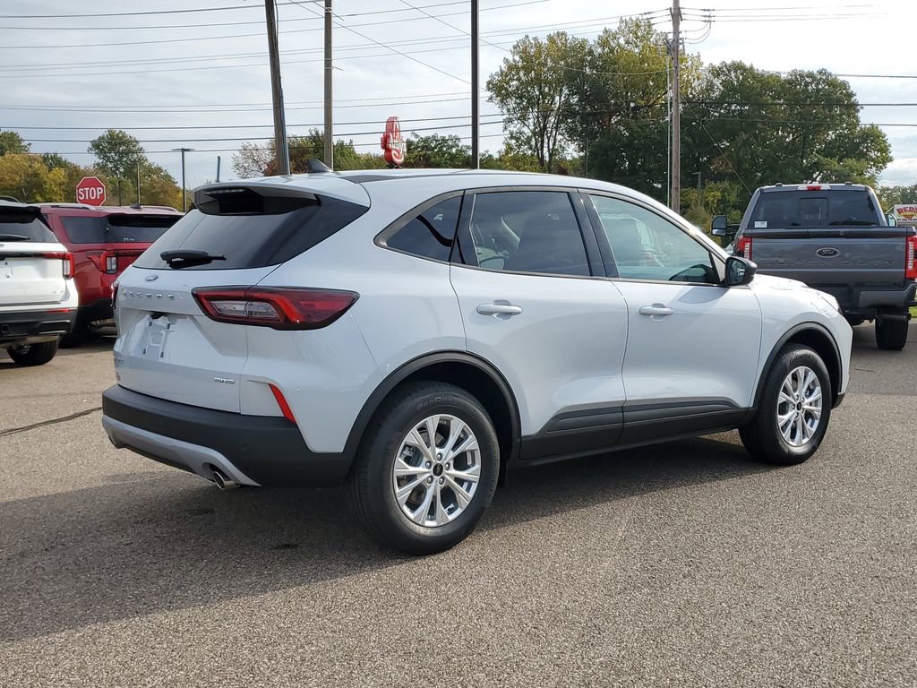 New 2026 Ford Escape Active image 3