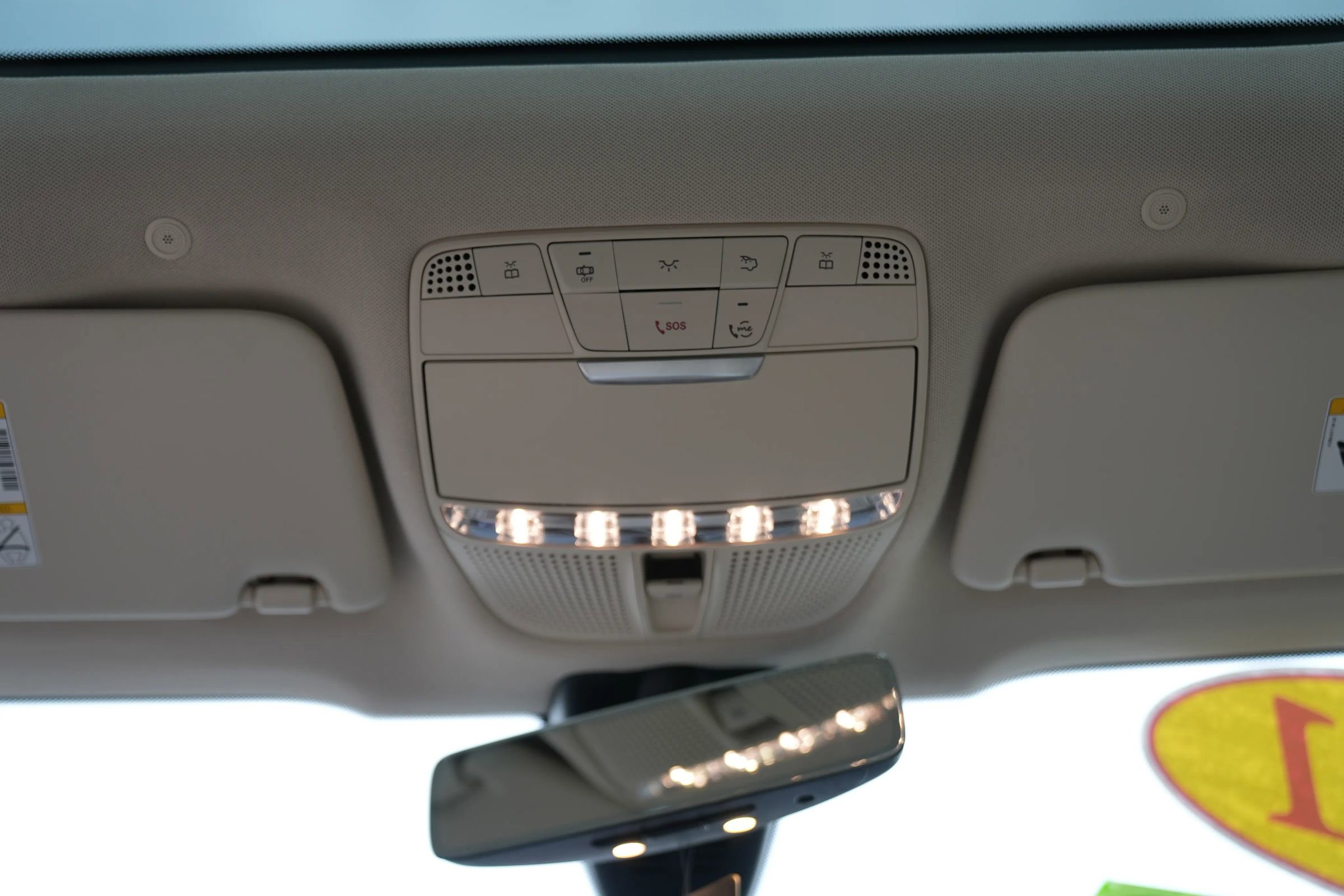 Used 2021 Mercedes-Benz GLC 300 4MATIC w/ Premium Package image 26