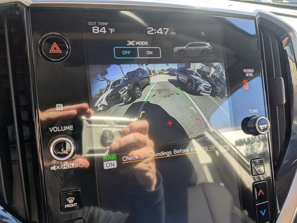 Used 2024 Subaru Ascent Premium w/ Convenience Package image 21