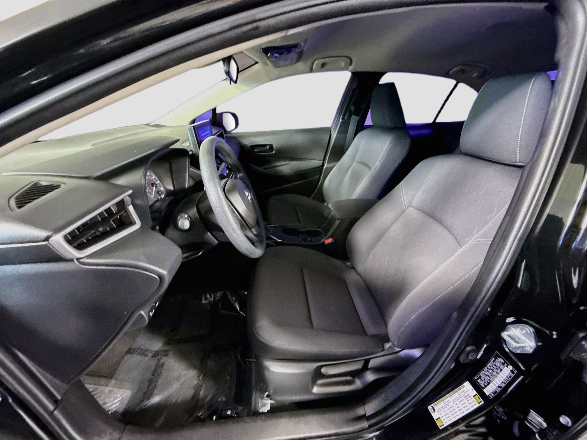 Used 2023 Toyota Corolla LE FWD image 21