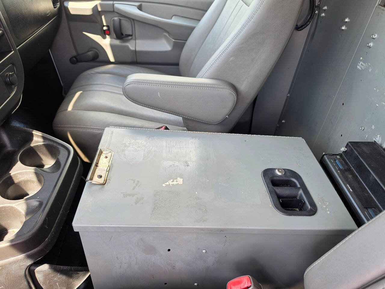 Used 2012 Chevrolet Express 2500 w/ Cold Climate Package RWD image 40