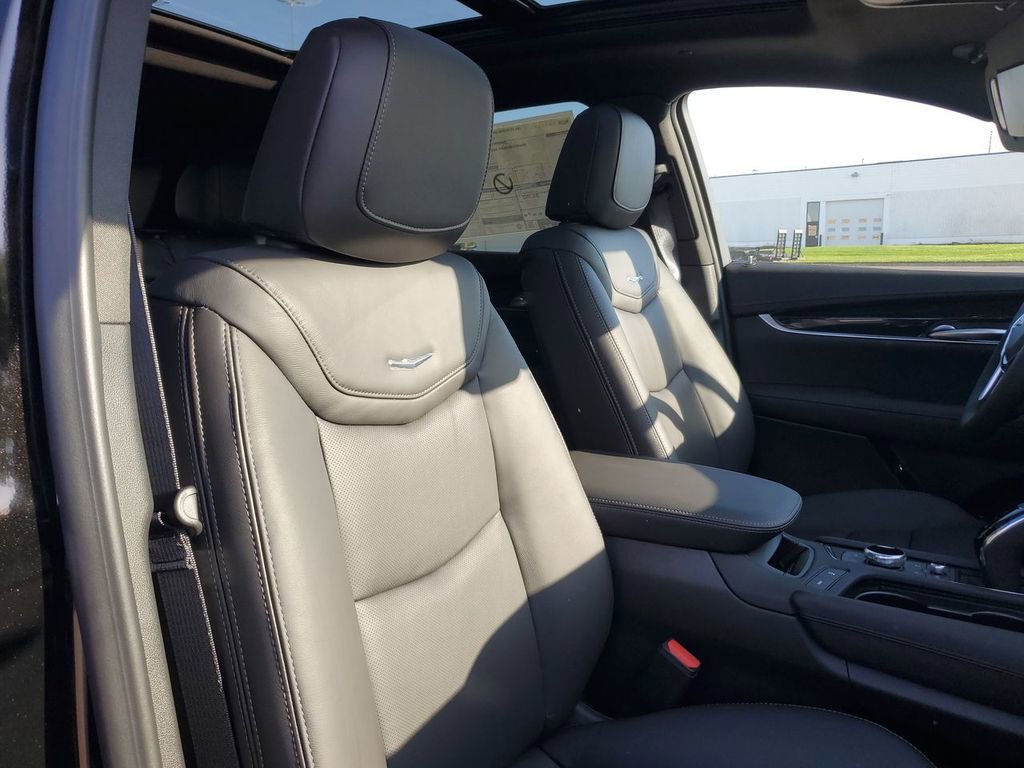 New 2025 Cadillac XT5 Premium Luxury w/ Technology Package image 30