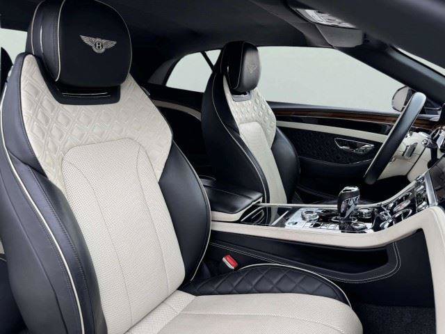Used 2022 Bentley Continental GT AWD/4WD image 57