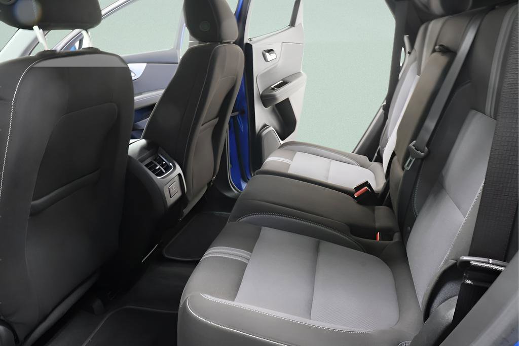 Used 2025 Chevrolet Blazer LT image 26