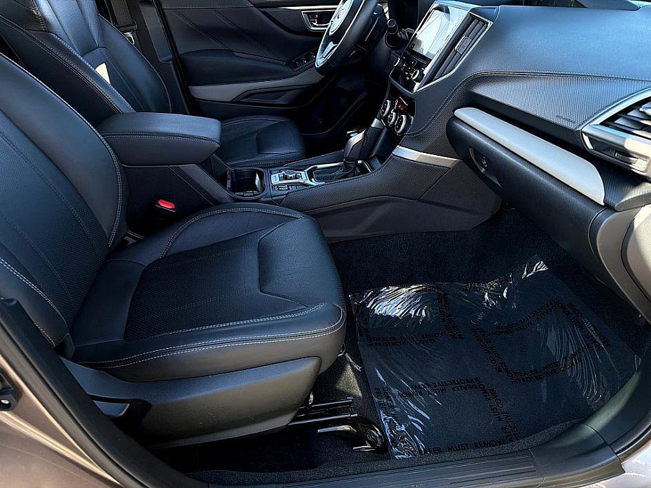 Used 2023 Subaru Forester Limited image 24