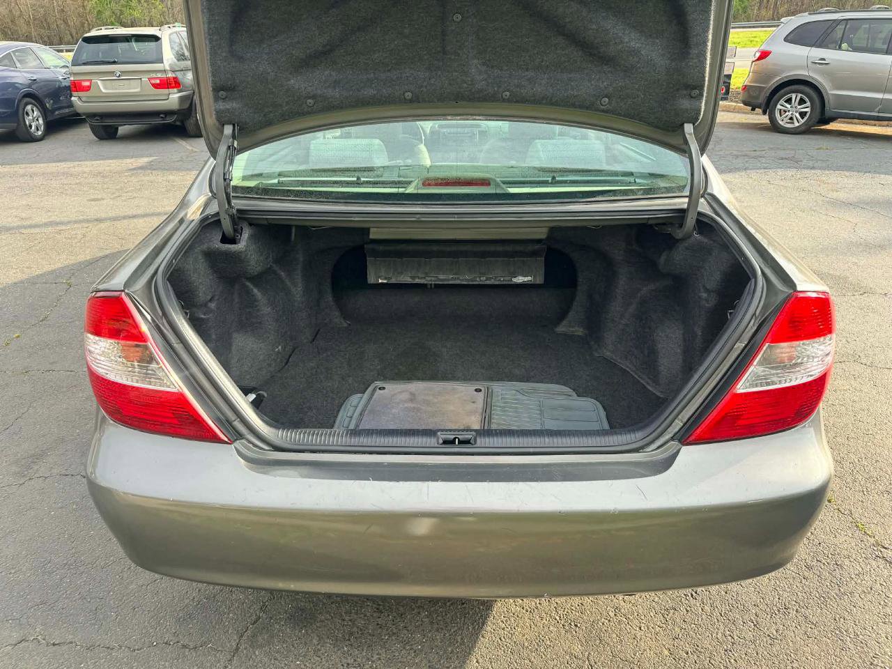 Used 2002 Toyota Camry LE FWD image 21