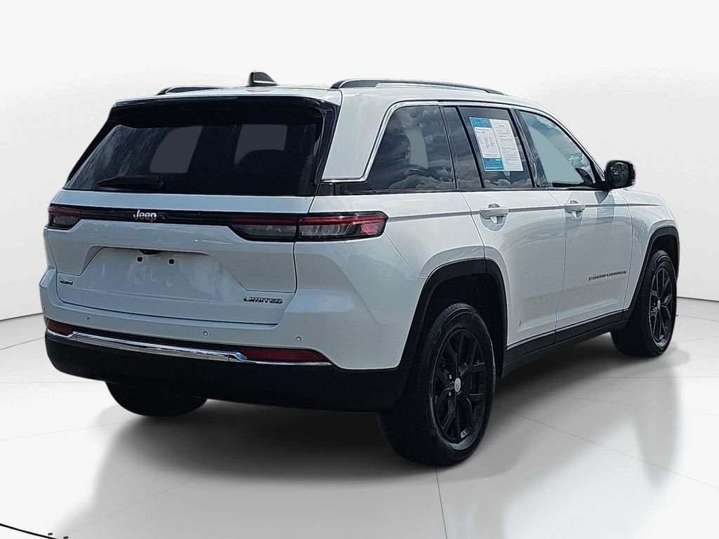 Used 2023 Jeep Grand Cherokee Limited AWD/4WD image 6