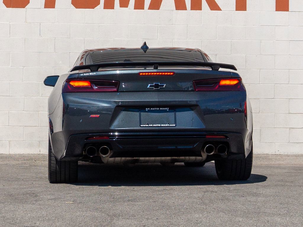 Used 2017 Chevrolet Camaro SS image 6