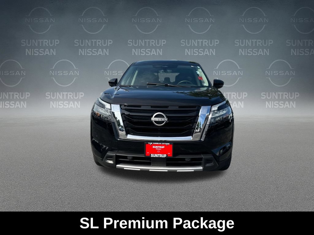 Used 2025 Nissan Pathfinder SL w/ SL Premium Package FWD image 10