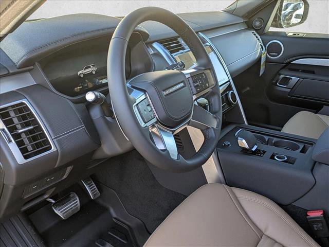 New 2026 Land Rover Discovery Limited Edition AWD/4WD image 3
