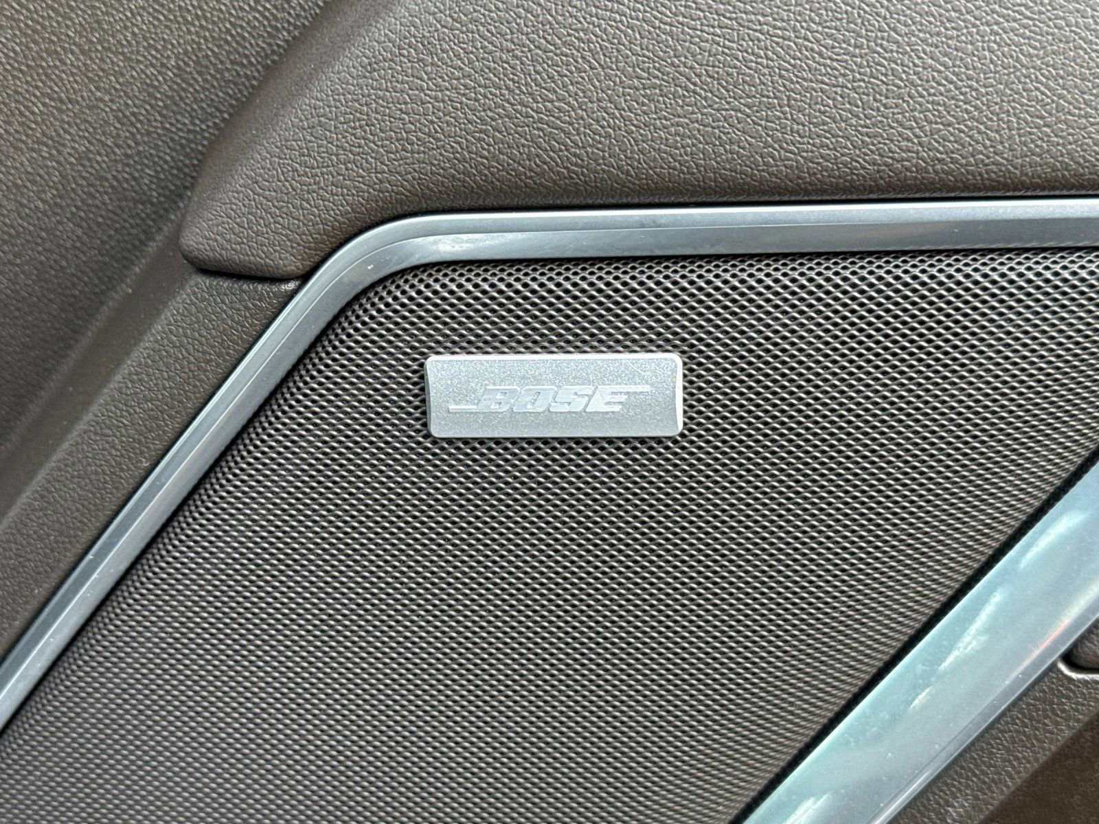 Used 2024 Chevrolet Silverado 3500 LTZ w/ LTZ Convenience Package image 20