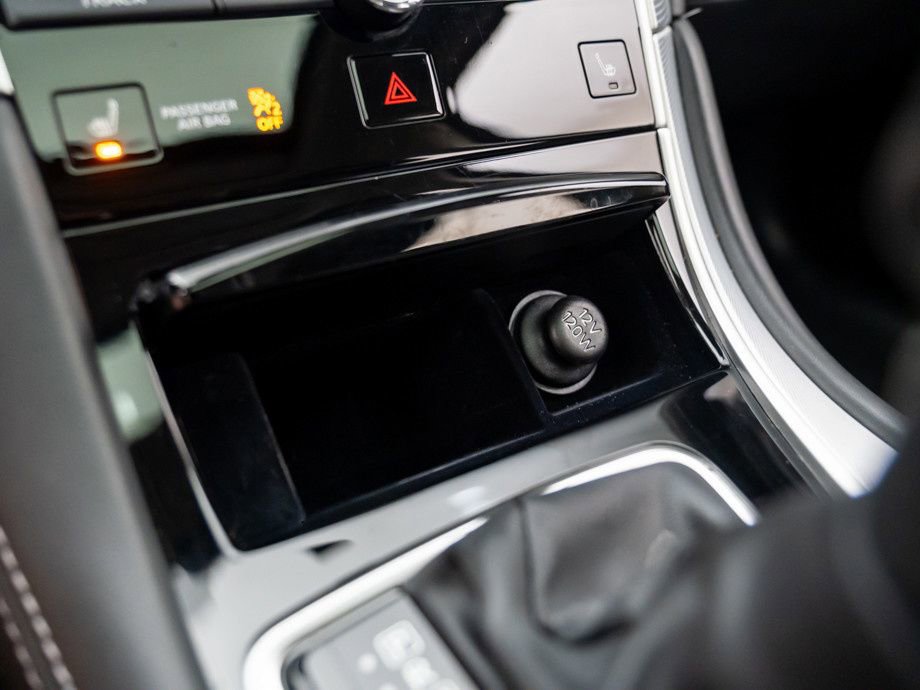 Used 2023 INFINITI Q50 Luxe w/ Cargo Package image 27