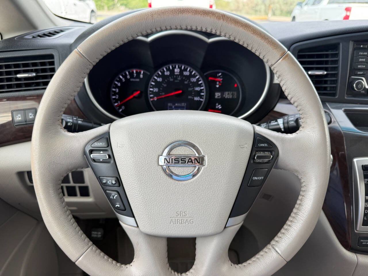 Used 2015 Nissan Quest SV image 32