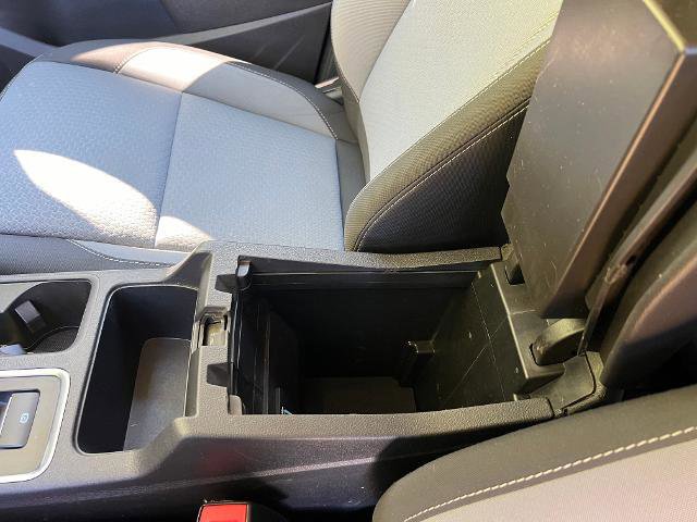 Used 2019 Ford Escape SE image 24