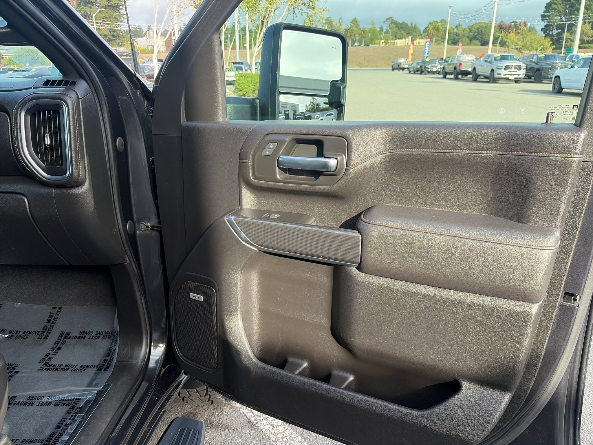 Used 2020 GMC Sierra 2500 AT4 w/ AT4 Premium Package AWD/4WD image 12