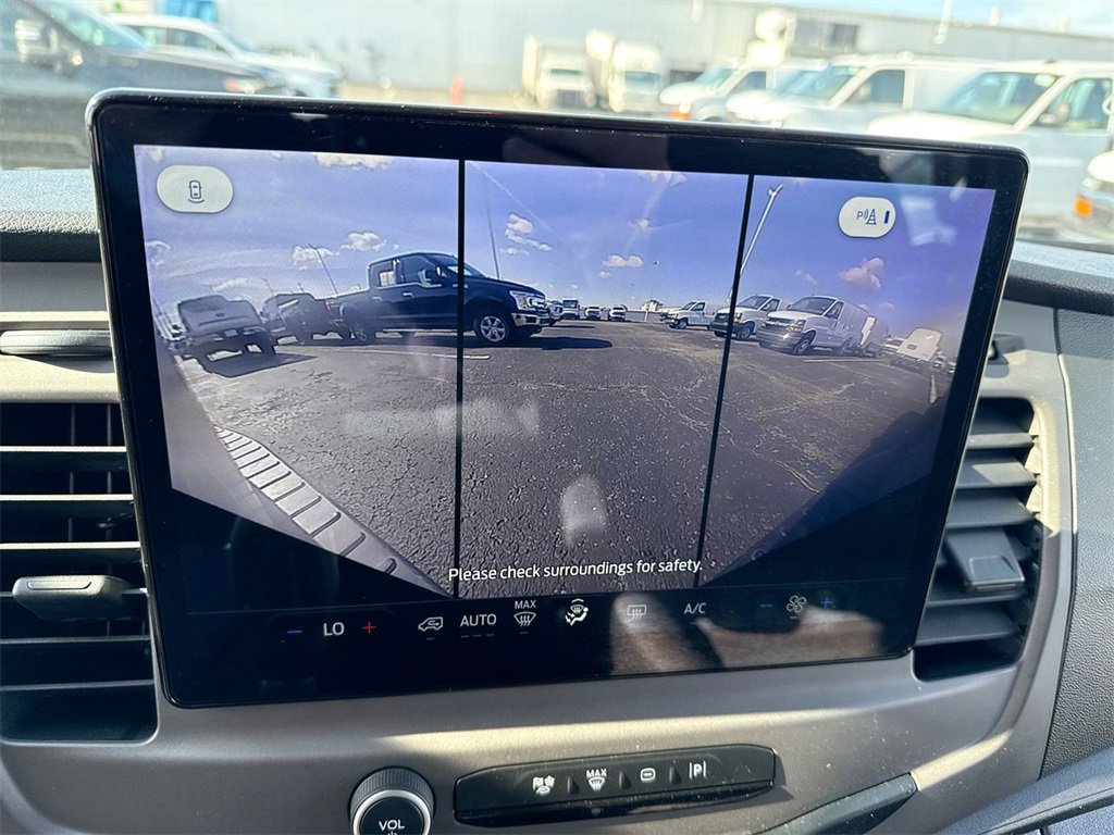 Used 2022 Ford Transit 350 XLT image 17