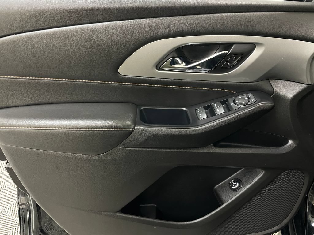 Used 2019 Chevrolet Traverse LT AWD/4WD image 25