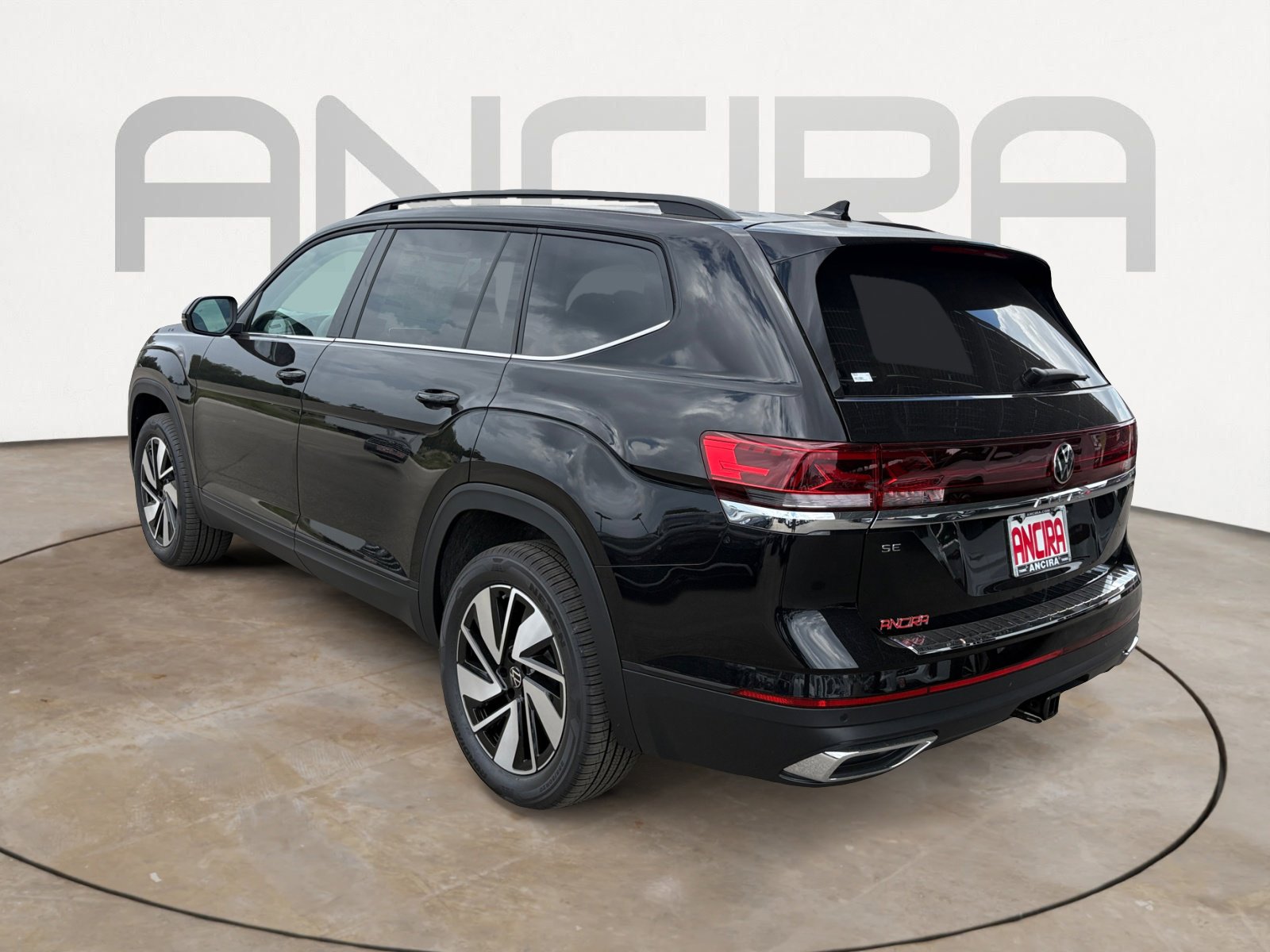 New 2026 Volkswagen Atlas SE FWD image 6