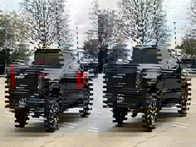 Used 2023 GMC Sierra 1500 AT4 w/ AT4 Premium Package image 4