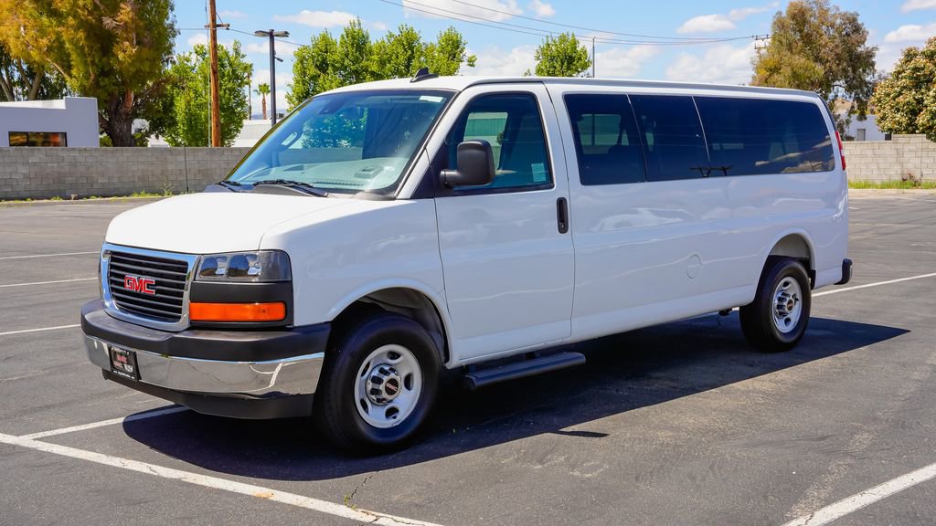 New 2026 GMC Savana 3500 LT w/ LT Preferred Equipment Group RWD image 3