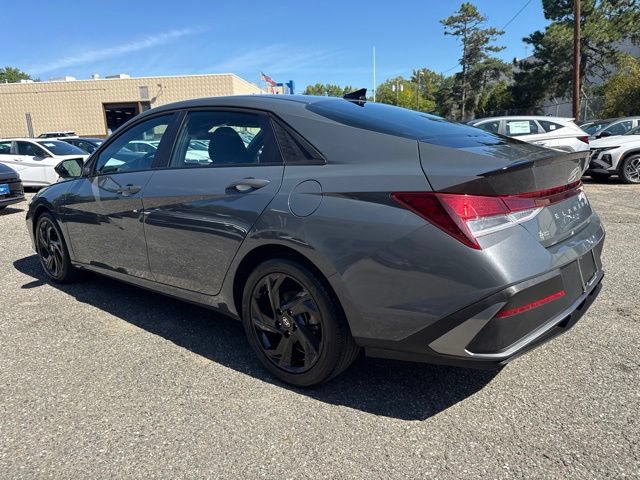 Used 2026 Hyundai Elantra Sport FWD image 19