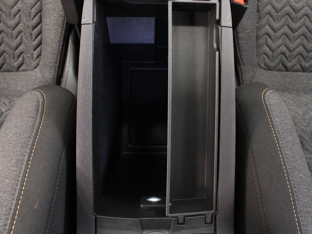 Used 2023 Chevrolet Equinox LT w/ LPO, Floor Liner Package AWD/4WD image 28