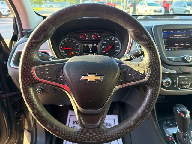 Used 2020 Chevrolet Equinox LS w/ LS Convenience Package AWD/4WD image 15
