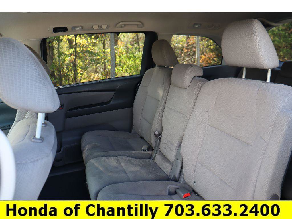 Used 2016 Honda Odyssey SE image 25