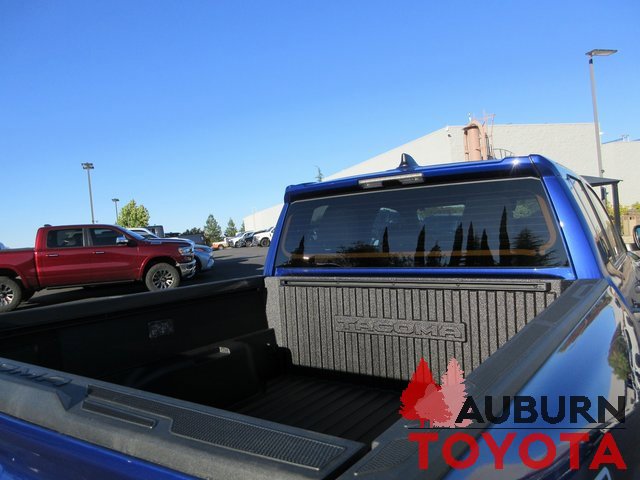 New 2025 Toyota Tacoma TRD Off-Road image 4