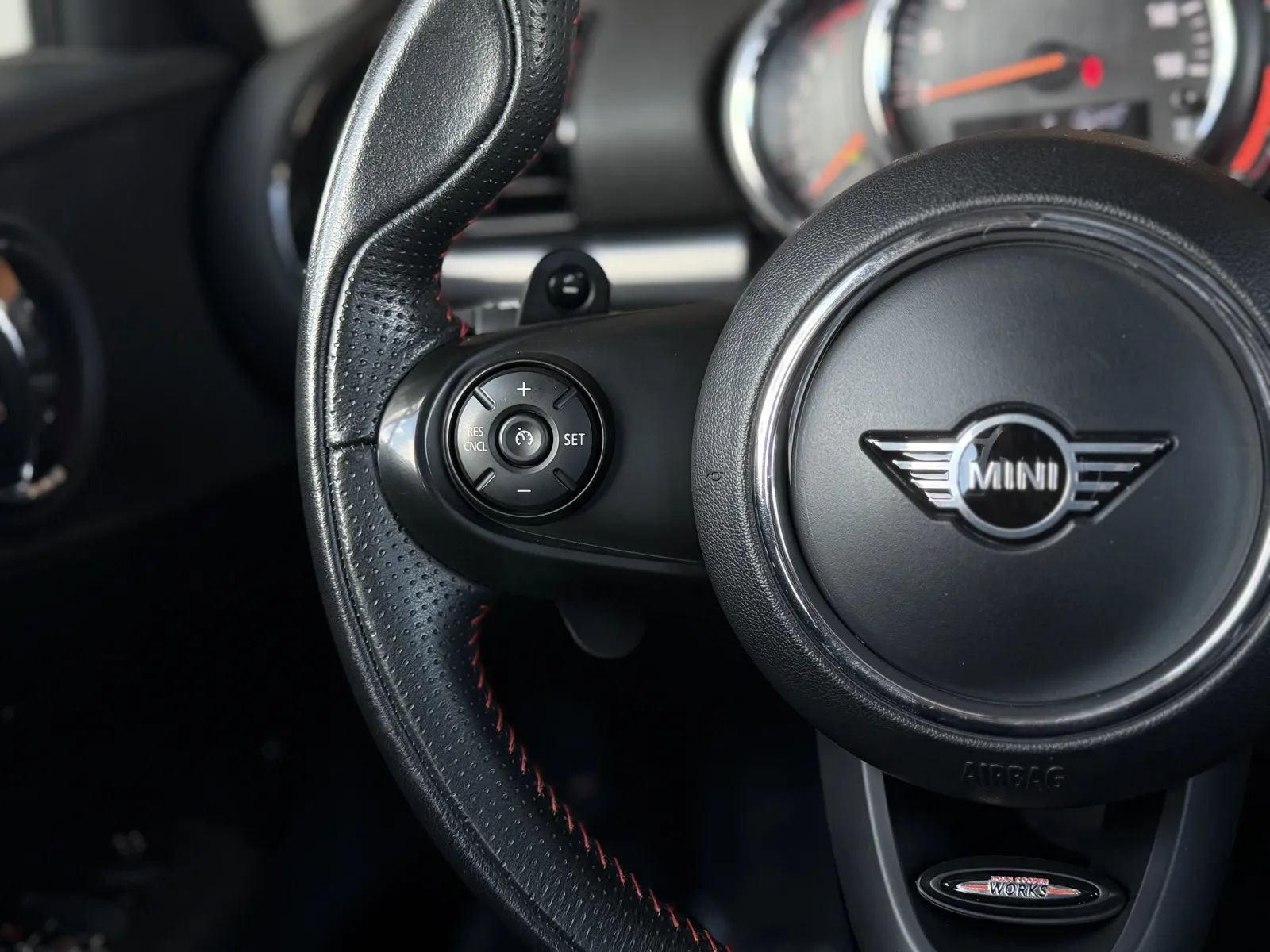Used 2019 MINI Cooper Clubman S image 22