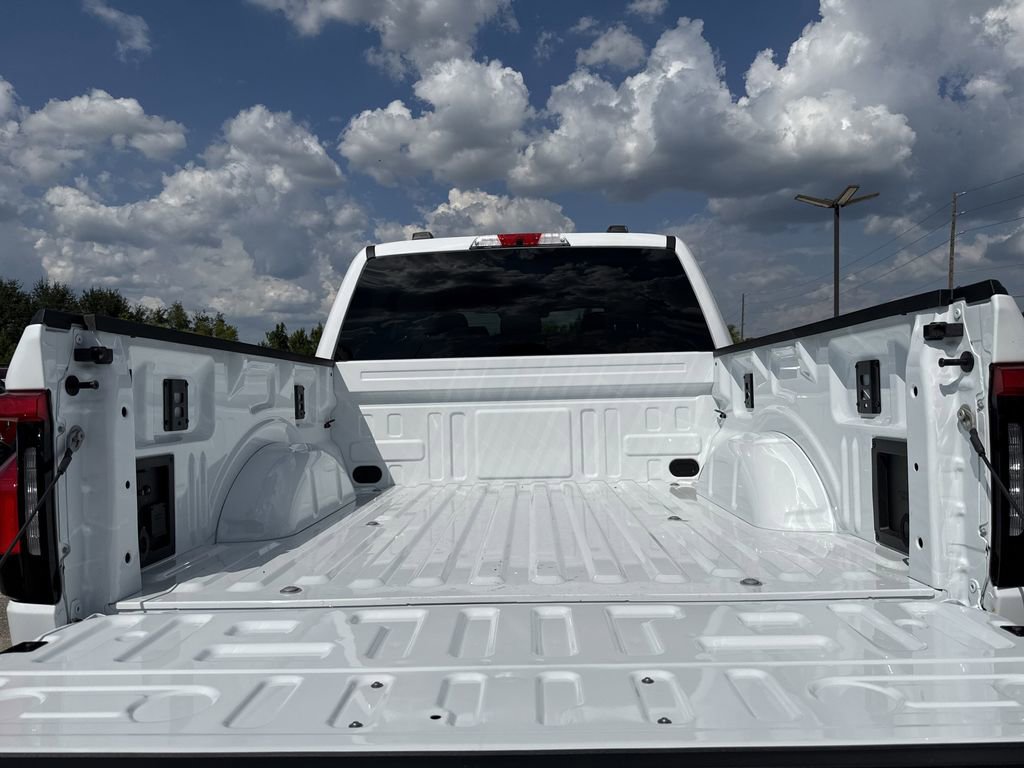 New 2025 Ford F150 Lightning XLT image 27
