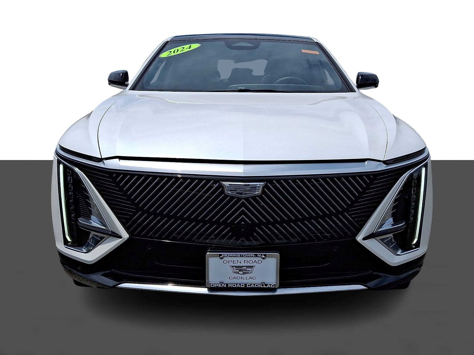 Certified 2024 Cadillac Lyriq Tech w/ Driver Assist Package AWD/4WD image 2