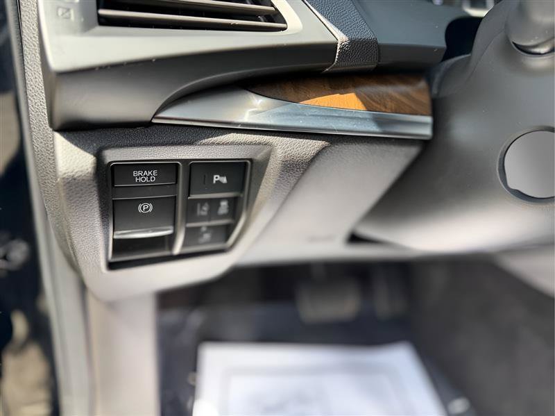 Used 2020 Acura MDX w/ Technology Package FWD image 23